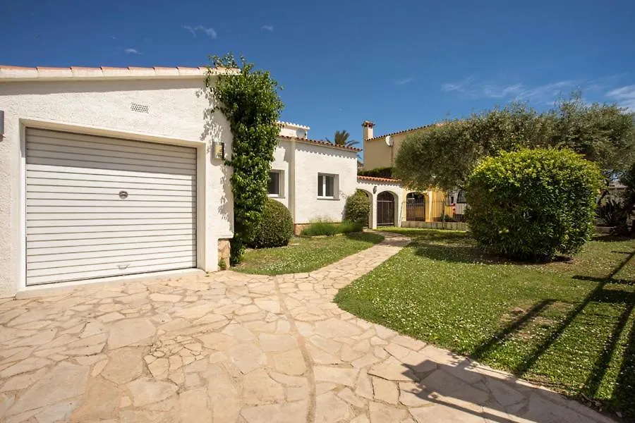 2005 Villa Freser al canal para 6 personas Empuriabrava Spagna