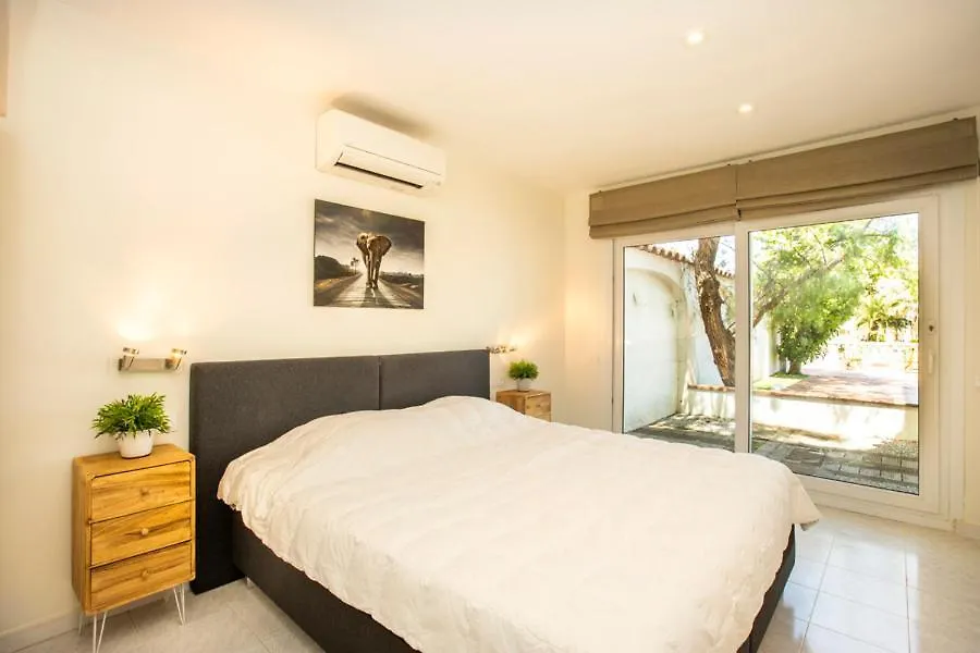 2005 Villa Freser al canal para 6 personas Empuriabrava